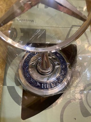 Insignia de mercedes