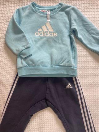 Conjunto Adidas niño 3-4 años