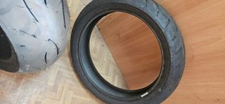 Neumático de moto