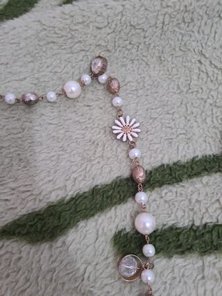 Collar tipo Chanel perlas y oro ( no es Chanel)