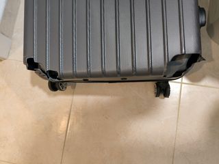 Maleta Grande, ruedas rotas (para almacenaje)