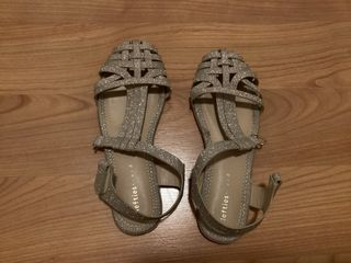 Sandalias bonitas con purpurina