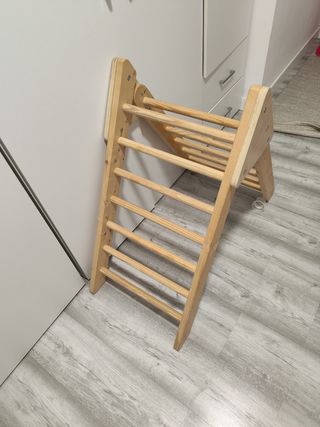 Triangolo in legno Pikler