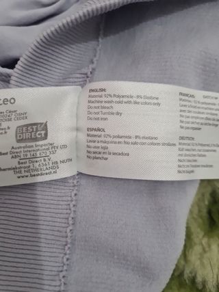 Sujetador lila sin costuras es XL pero talla poco