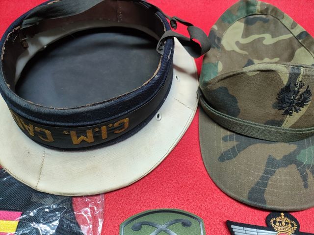 Lote militar variado 15 artículos