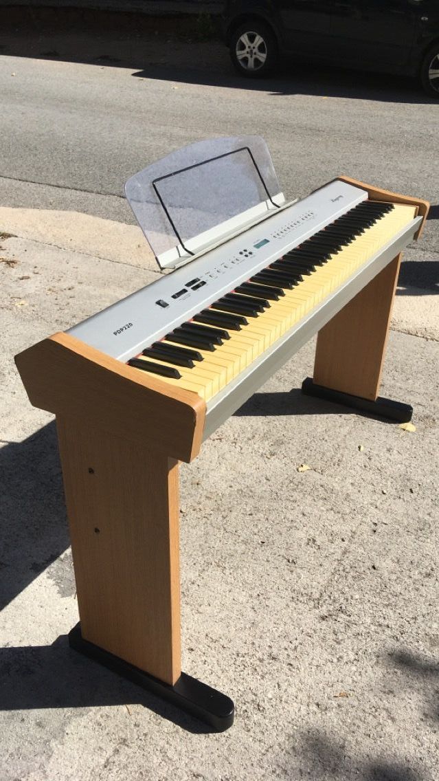 Piano Electrónico Ringway PDP220