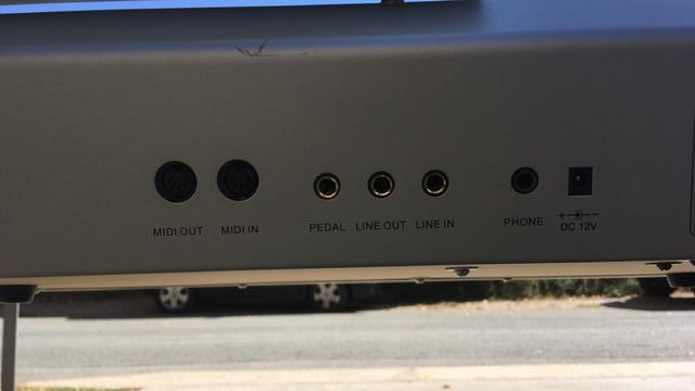 Piano Electrónico Ringway PDP220