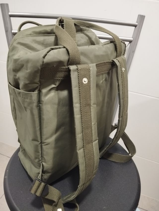 Mochila Verde Caqui