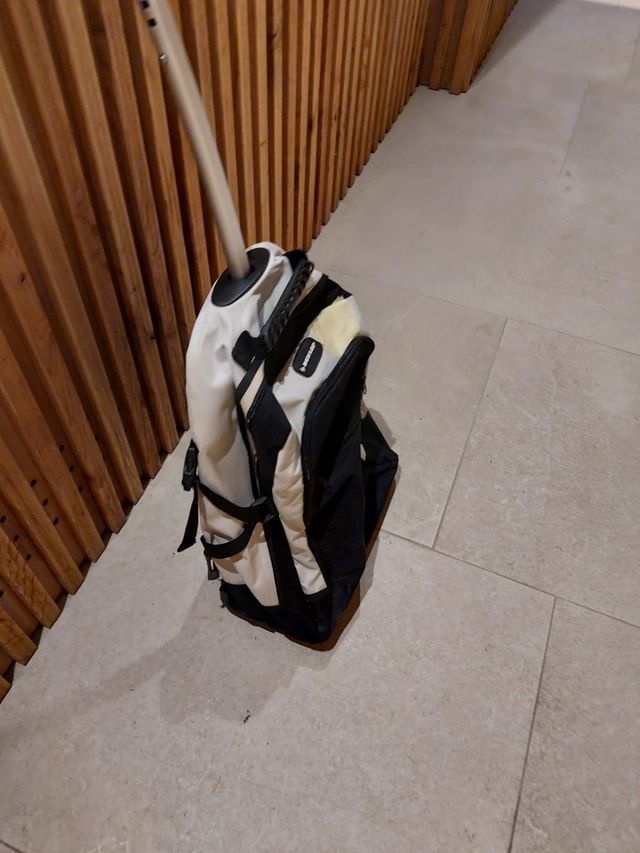 Mochila Dunlop con ruedas y mango extensible