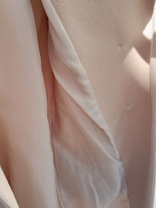 Aprovecha!!! Abrigo largo beige claro, sólo