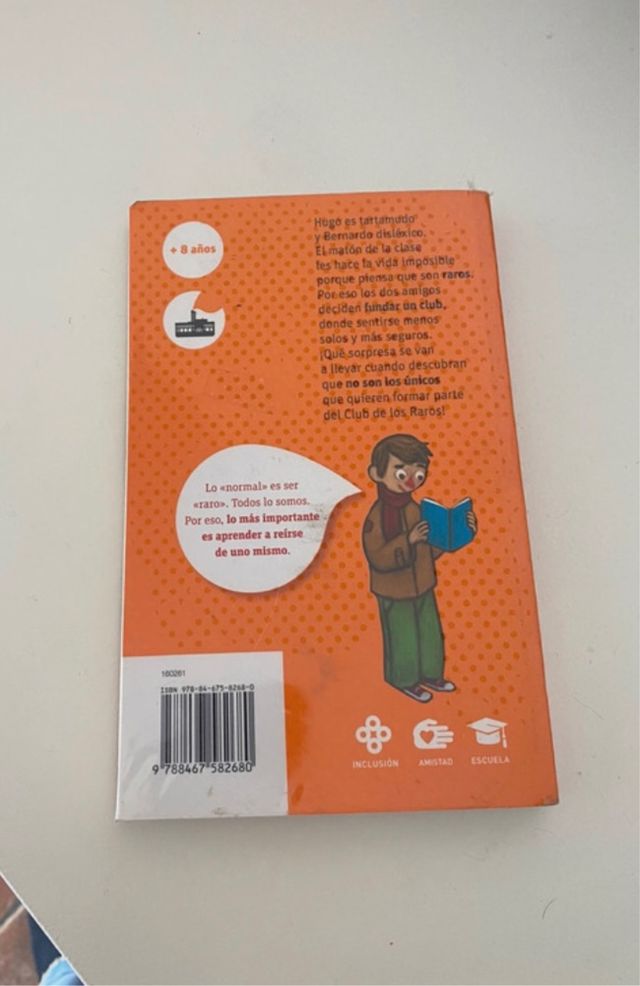 El Club de los Raros