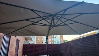 PARASOL BEIGE GRANDES DIMENSIONES