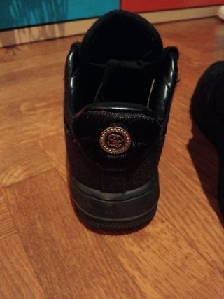 Nike Air Force 1 x Stussy Negro