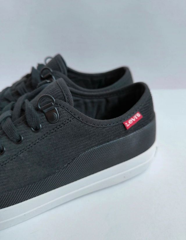 Zapatillas Levi's Negras Talla 36 Nuevas