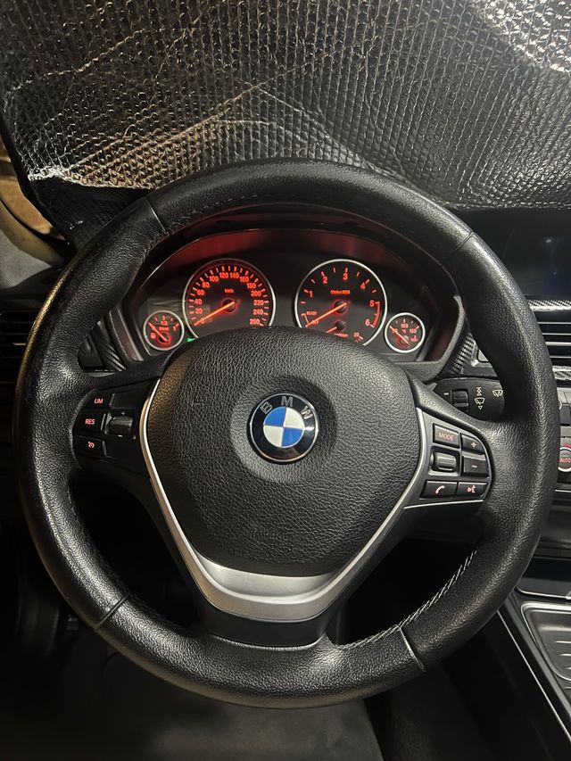 Volante BMW F30 Original