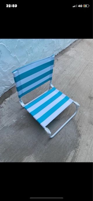 Silla de Playa Azul y Blanca sin estrenar