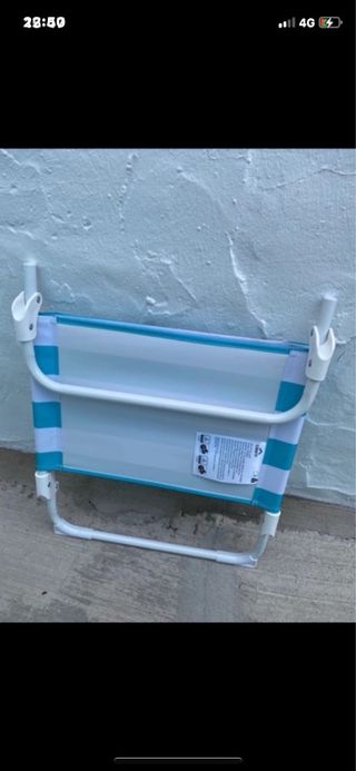 Silla de Playa Azul y Blanca sin estrenar