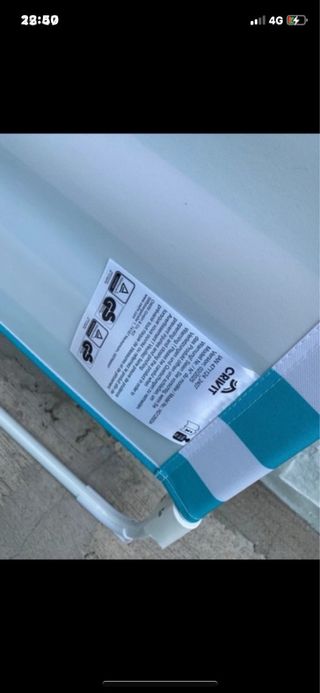 Silla de Playa Azul y Blanca sin estrenar