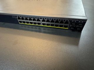 Switch Netgear ProSafe GS728TP