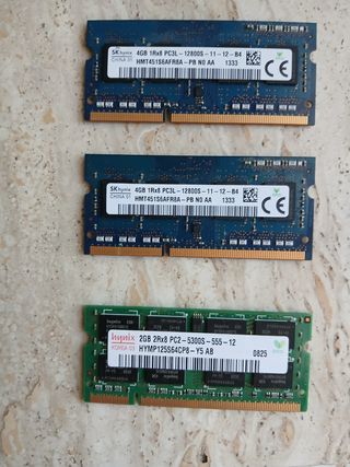 2x SK hynix 4GB DDR3L 
1x Hynix 2GB DDR2 RAM
