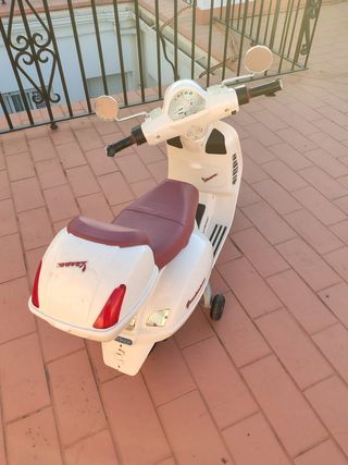 Coche eléctrico infantil verde