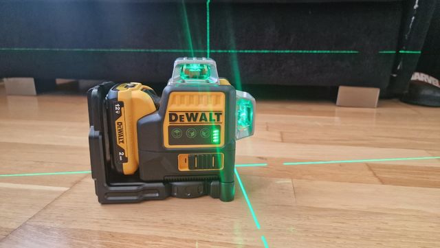 Nivel Láser Dewalt 12V