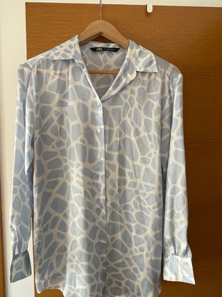 Camisa Zara manga larga estampado