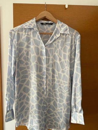 Camisa Zara manga larga estampado