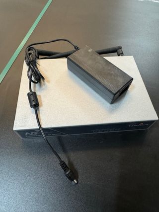 Cyberoam CR 25wiNG Firewall
