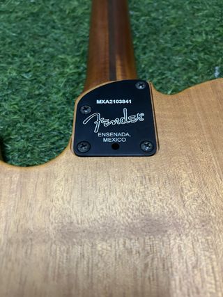 Guitarra Fender Acoustasonic Telecaster MIM