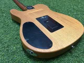 Guitarra Fender Acoustasonic Telecaster MIM