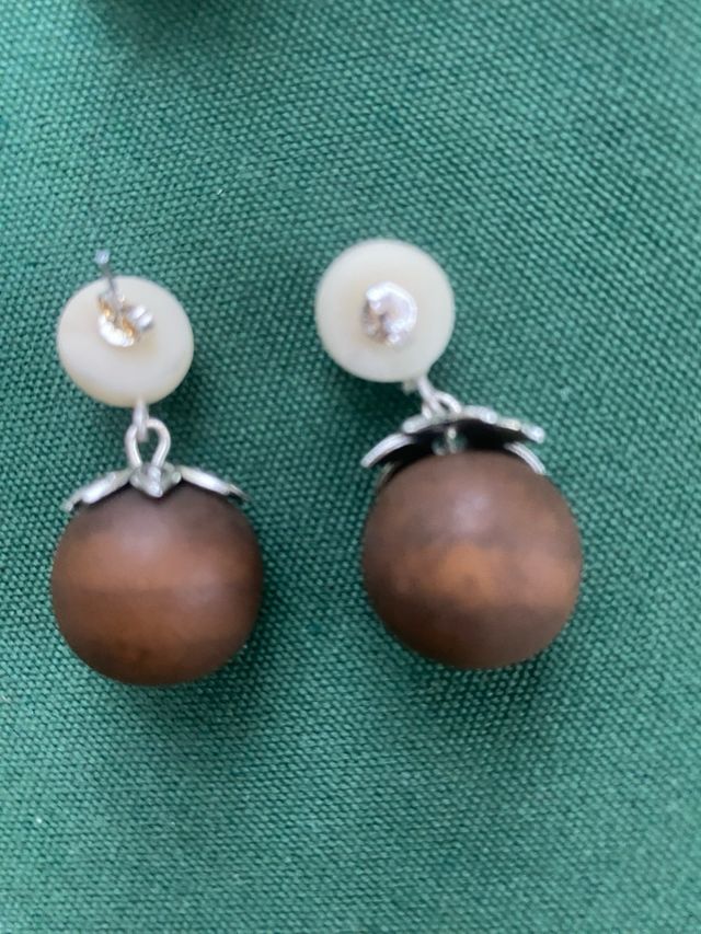 Collar y pendientes marfil vegetal 