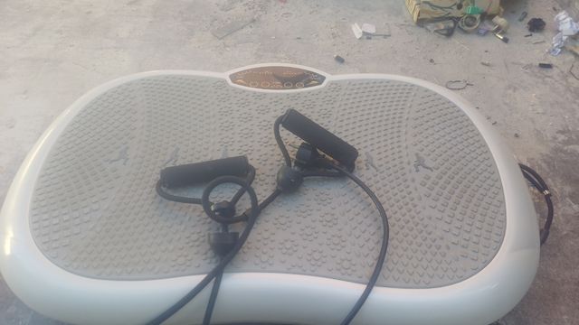 Pedana vibrante con elastici 
