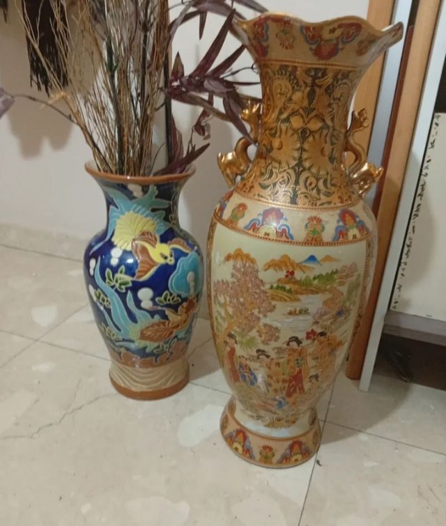 Jarrones de cerámica y porcelana