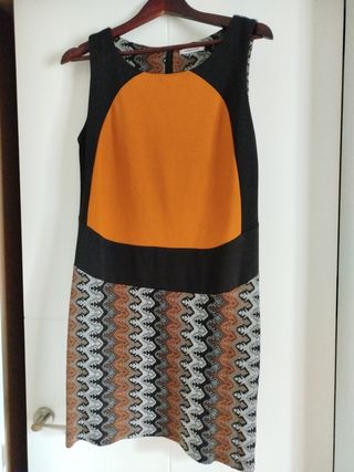 Lote de ropa de mujer con muy poc uso