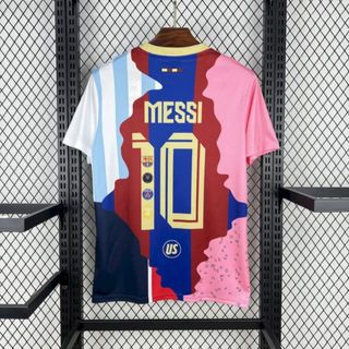 Camiseta homenaje Messi multicolor