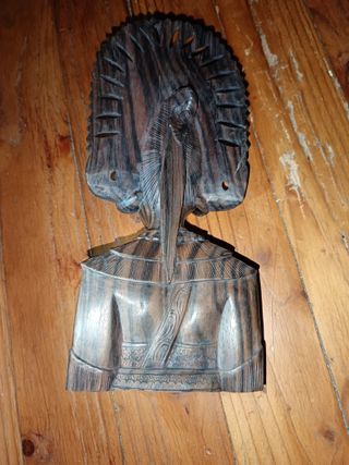 Escultura Busto Diosa Balinesa Madera Oscura