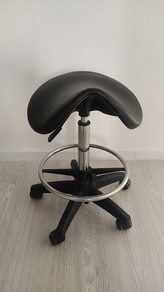Taburete ergonómico pony 