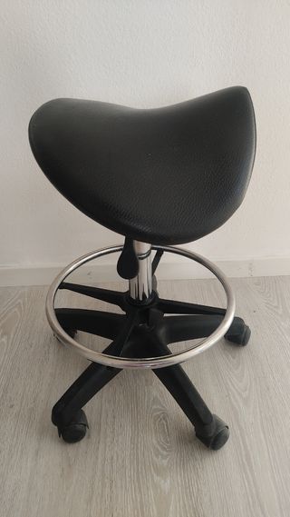 Taburete ergonómico pony 