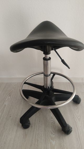 Taburete ergonómico pony 