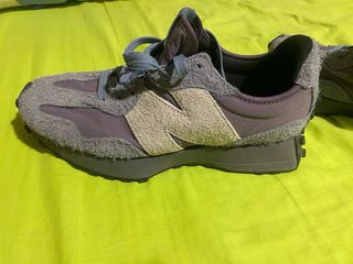Zapatillas New Balance 42.5 Gris/Morado