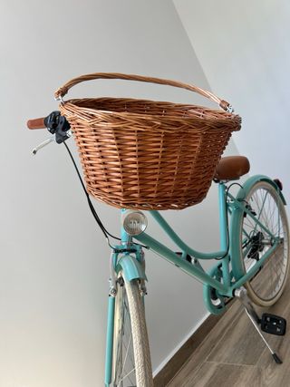 Bicicleta de paseo vintage color turquesa