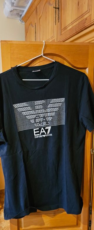 Camiseta Emporio Armani Negra