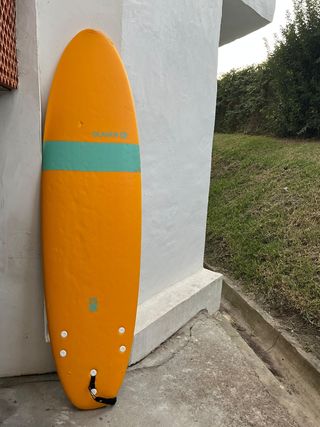 Tabla de surf Olaian 7' naranja