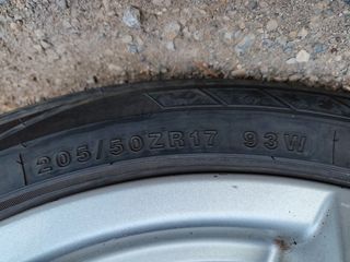 Touran 2003 All weather M+S Inyectores nevos