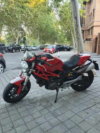 Ducati Monster 696 (A2) Madrid