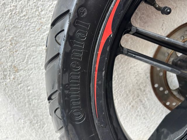 Llanta y Neumático Continental 130/70-17