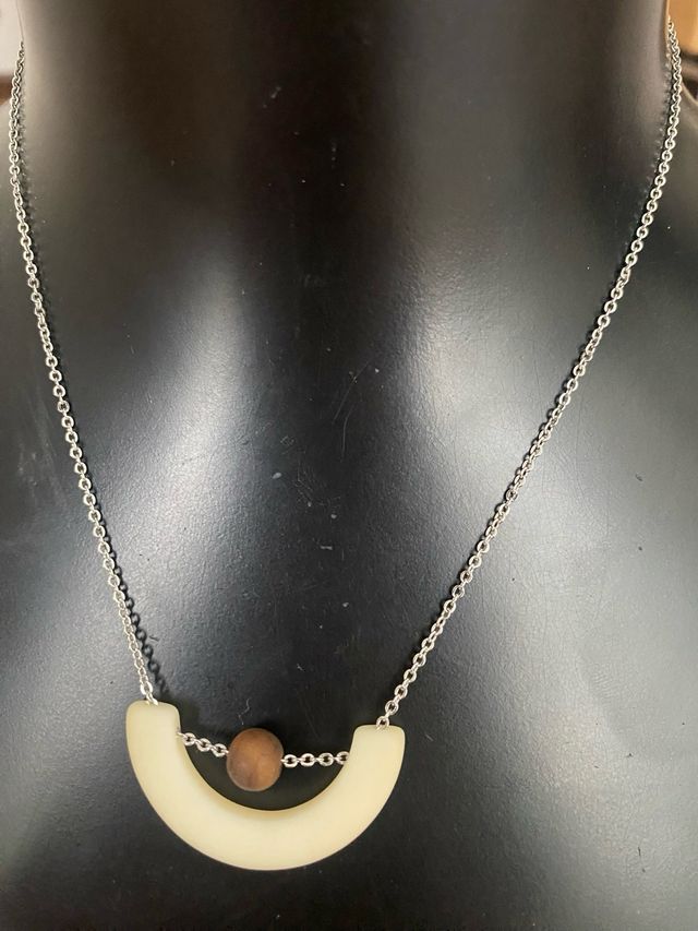 Collar y pendientes marfil vegetal 