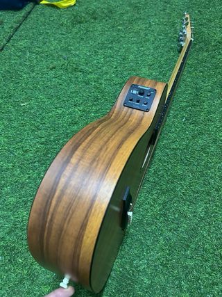 Guitarra Electroacústica Martín LXK2