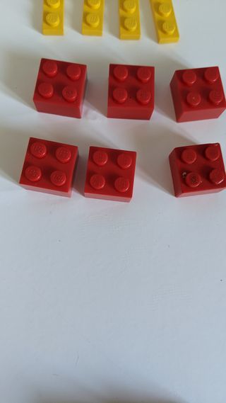 Lotto Pezzi LEGO Blu Gialli Rossi Neri Trasparenti